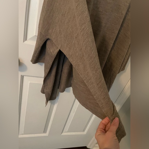 Women’s sweater - Picture 5 of 5